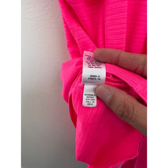 Athleta Shadow Stripe Chi Tank in Shocking Pink Size Small - Picture 4 of 5